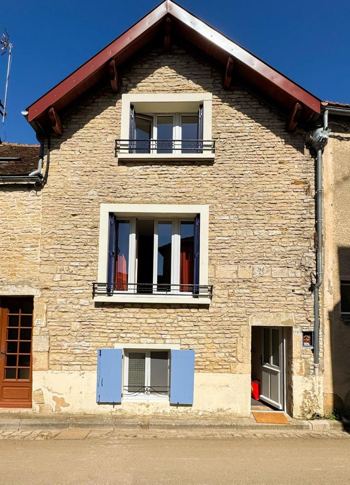 La Petite Maison Noyers-sur-Serein Kültér fotó